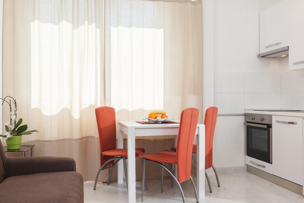 Apartments Filipeti Makarska Ngoại thất bức ảnh